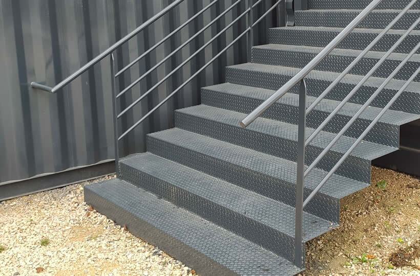Escalier en container