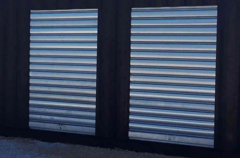 Container 40' avec rideaux métalliques pour du Self-Stockage